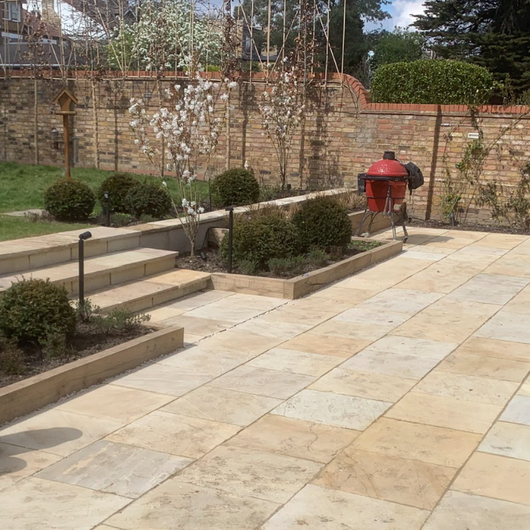 Family Garden, Finchley, London